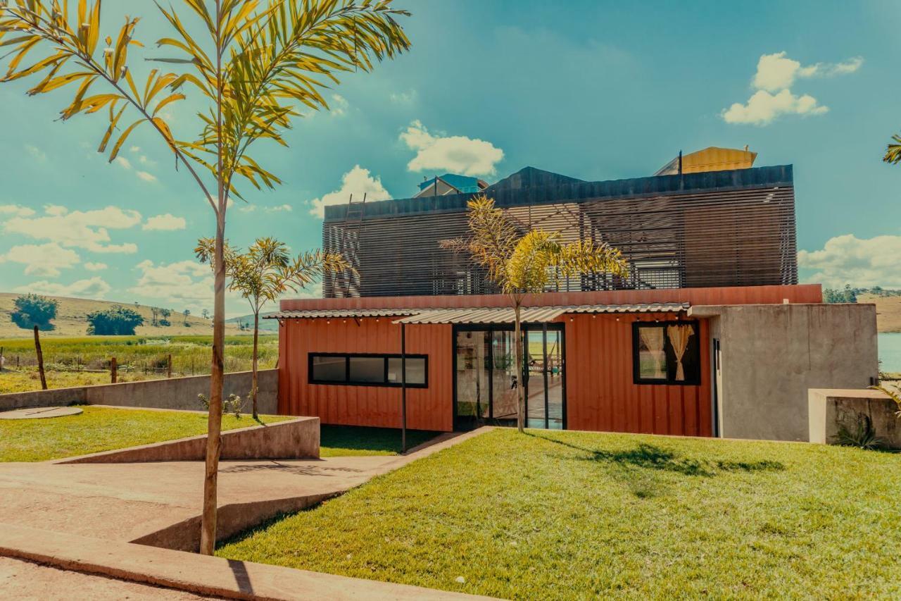 Villa Container Lodge Capitólio Buitenkant foto